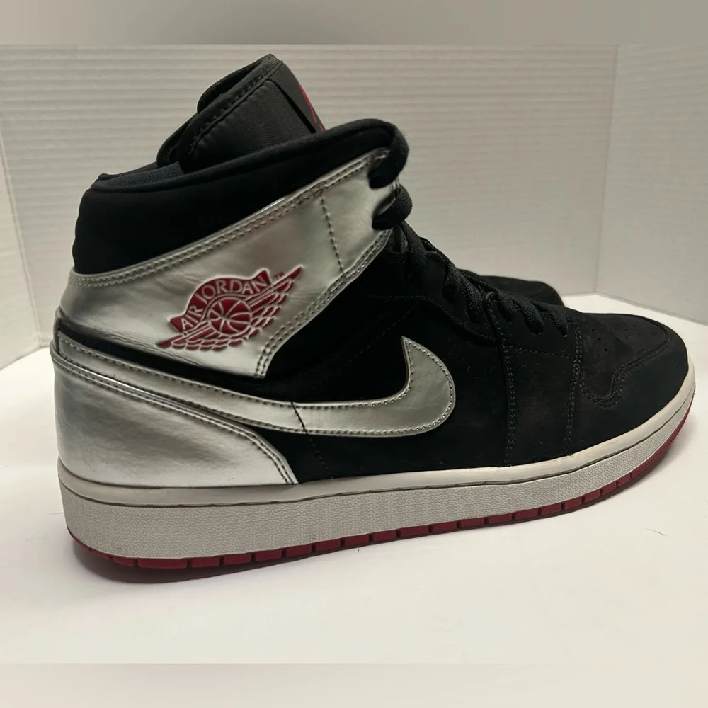 Air Jordan 1 Mid Johnny Kilroy Black Silver Red Shoes Mens 12 Sneaker 554724-057